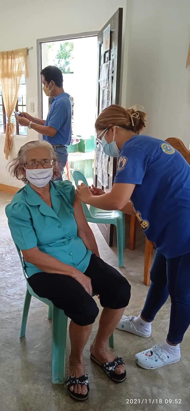 Pilar holds Mega Vaccination Day