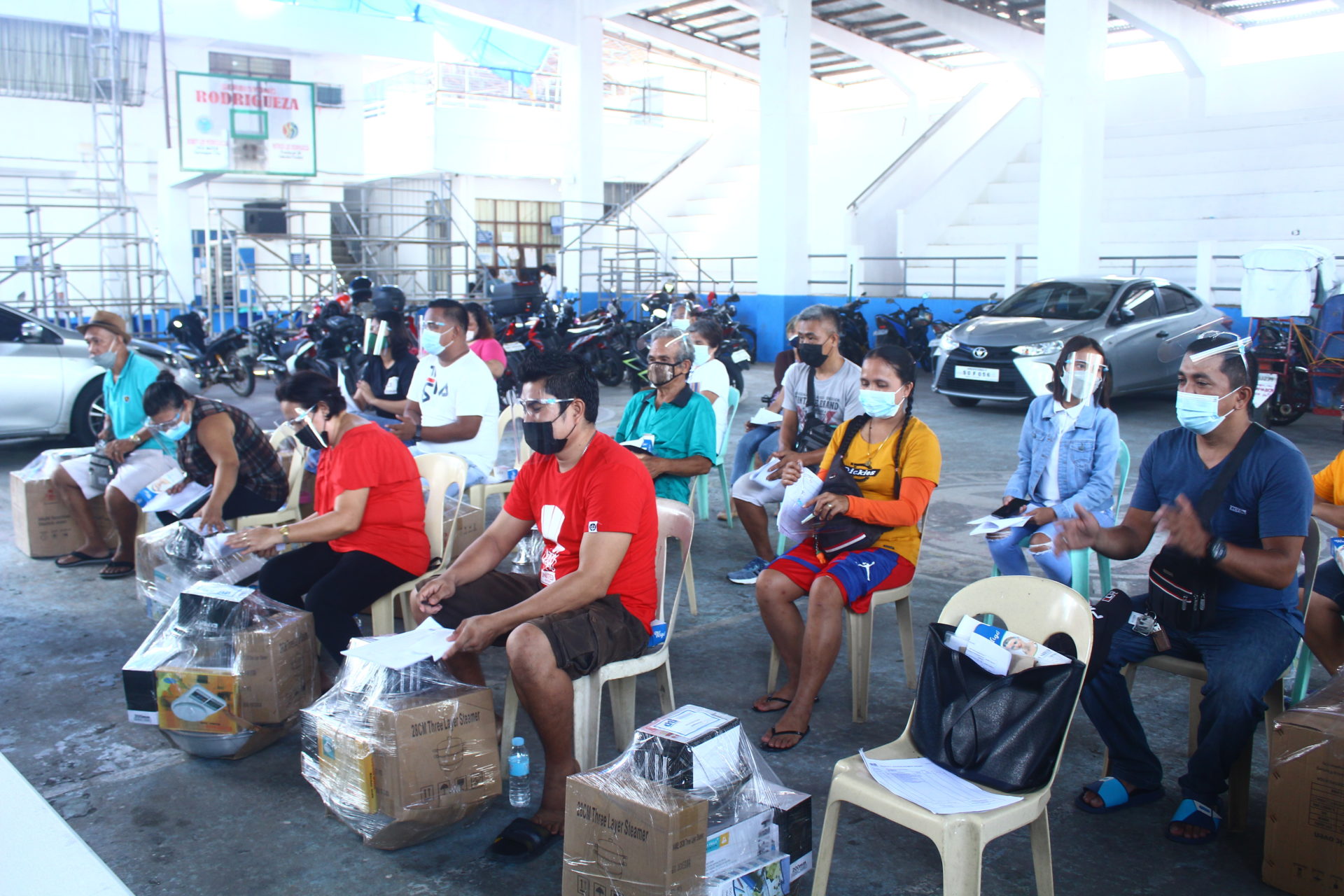 14 Beneficiaries of LSP-NSB Program of DTI receive Livelihood Kits