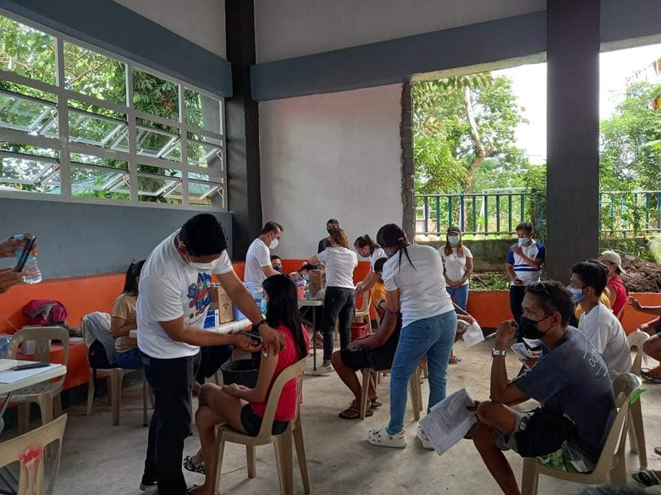 Pilar holds Mega Vaccination Day